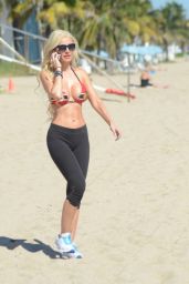 Ana Braga - Workout at the Beach in Miami - October 2014