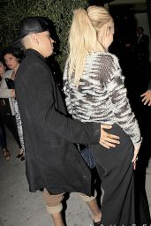 Ashlee Simpson Night Out Style - Arriving at Mr Chow