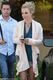 Britney Spears - Leaving a Nail Salon in Los Angeles, October 2014