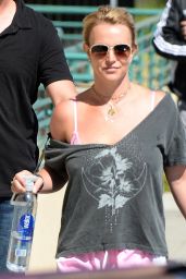 Britney Spears - Leaving ProDerm Image Cosmetic Dermatology in Thousand Oaks - October 2014