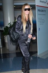 Carmen Electra Style - at LAX Airport - October 2014