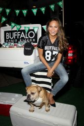 Chrissy Teigen - Tailgate Party for the Jets - Patriots Game in Paramus, New York