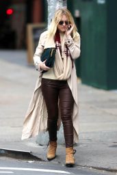 Dakota Fanning Style - Out in New York City, October 2014