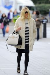 Fearne Cotton Street Style - Out in London, October 2014