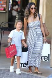 Halle Berry - Shopping in Los Angeles - Sept. 2014