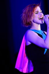 Hayley Williams Performs at We Can Survive 2014 in Los Angeles