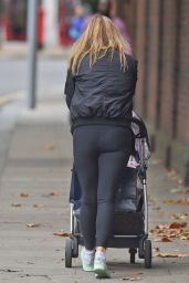 Holly Valance Booty in Spandex - Out in Knightsbridge London - October 2014