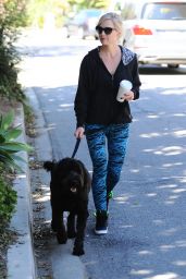 Jennie Garth Spotted Dog Walking in Los Angeles - October 2014