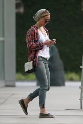 Jennifer Lawrence in Jeans - Out in Los Angeles - October 2014