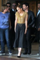 Jennifer Lopez Arriving on the Set of 