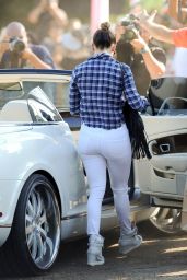 Jennifer Lopez in Jeans - Mr. Bones Pumpkin Patch in West Hollywood, Oct. 2014