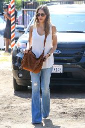 Jessica Alba at the Pumpkin Patch in West Hollywood - October 2014