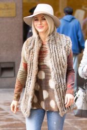 Julianne Hough Style - Out in New York City - October 2014