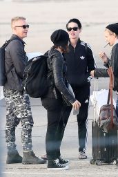 Katy Perry - Arriving Into Paris to Celebrate Her 30th Birthday