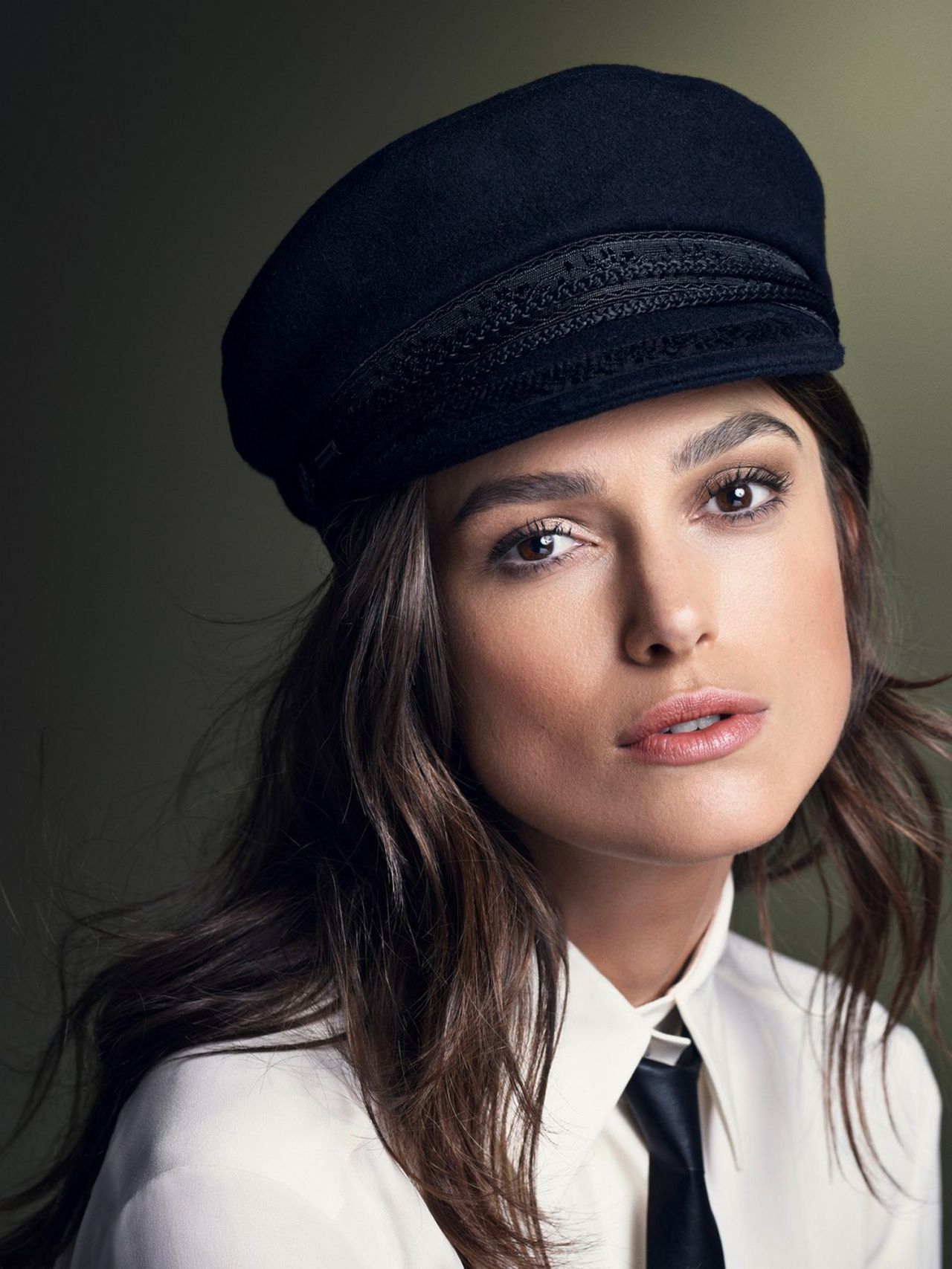 Keira Knightley - Photoshoot for Glamour Magazine November 2014