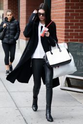 Kendall Jenner Casual Style - Out in New York City - October 2014