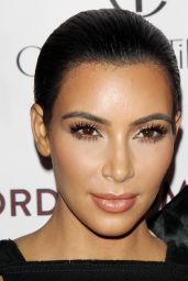 Kim Kardashian - 