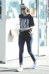 Kristen Stewart in Tight Jeans - Out in Los Angeles, October 2014