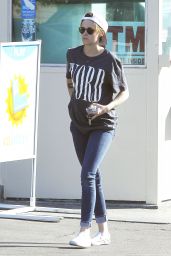 Kristen Stewart in Tight Jeans - Out in Los Angeles, October 2014