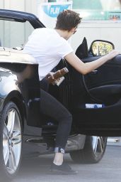 Kristen Stewart Street Style - Out in Los Angeles - October 2014