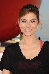 Maria Menounos Workout - Ocean Spray Cranberry Extract Water Launch in Hermosa Beach