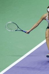 Maria Sharapova – 2014 WTA Finals in Singapore (vs Agnieszka Radwanska)