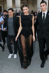 Miranda Kerr - Paris Fashion Week - Shiatzy Chen Show, Sept. 2014