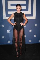 Miranda Kerr - Paris Fashion Week - Shiatzy Chen Show, Sept. 2014