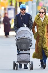 Olivia Wilde Stroll with Jason Sudeikis and Baby - Out in New York City - October 2014
