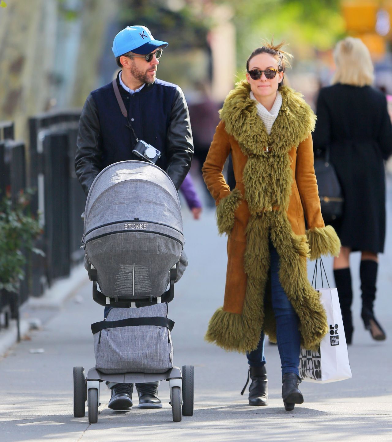 Olivia Wilde Stroll with Jason Sudeikis and Baby - Out in New York City ...
