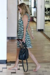Reese Witherspoon Style - Out Shopping in Los Angeles - October 2014 