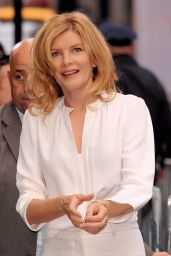 Rene Russo Arriving to Appear on Good Morning America in New York City - October 2014