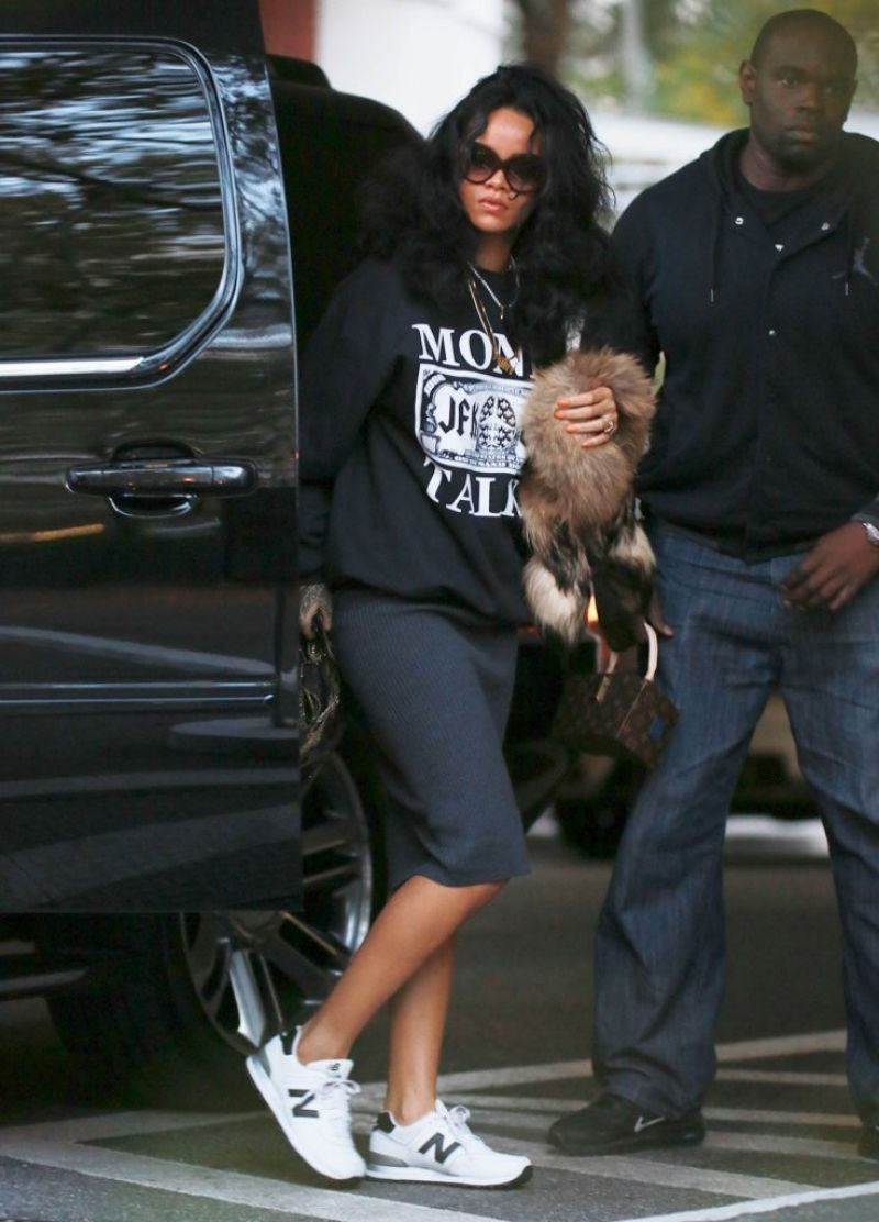 Rihanna Casual Style - Leaving a Dentist Office in New York City ...
