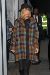 Taylor Swift Street Style - Out in London - October 2014
