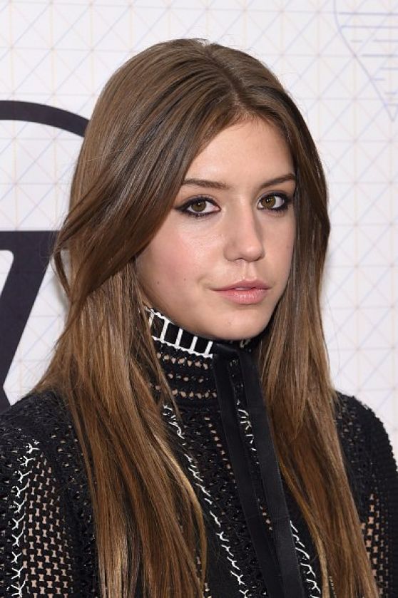 Louis Vuitton on X: French Actress Adele Exarchopoulos in #LouisVuitton at  the 2014 National Board Of Review Awards Gala.  / X