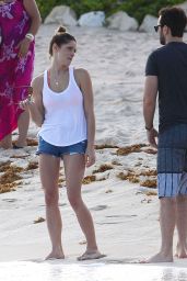 Ashley Greene on the Beach in Cancun (Mexico) - November 2014