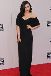 Charlie XCX on Red Carpet - 2014 American Music Awards in Los Angeles