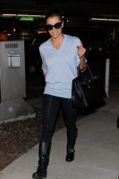 Eva Longoria Arrives at Los Angeles International Airport - November 2014
