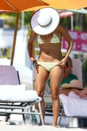 Eva Longoria in a Bikini on the Beach in Miami - November 2014