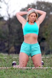 Frankie Essex Weight-Loss Mission - Working Out in a Park in Essex - November 2014