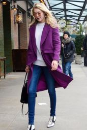 Gigi Hadid Street Fashion - Out for Lunch in New York City - November 2014