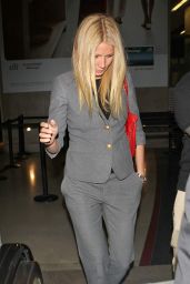 Gwyneth Paltrow Style - at LAX Airport - November 2014