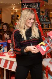 Hilary Duff at the Hallmark Gold Crown Store in New York City - Nov. 2014