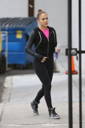 Jennifer Lopez Booty in Tights - Out in Los Angeles, Novemebr 2014