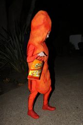 Katy Perry - Dressed As A Cheeto Arriving At Kate Hudson