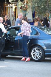 Kelly Brook - Enjoys a Day Out With Girlfriends in Los Angeles, November 2014