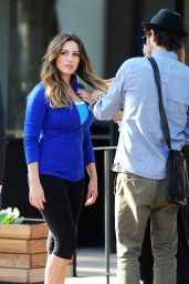 Kelly Brook - Filming a commercial for 