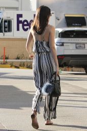 Kendal Jenner and Hailey Baldwin - Shopping at Barney