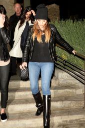 Khloe Kardashian in Tight Jeans - Topanga, November 2014