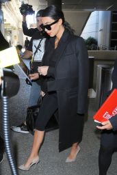 Kim Kardashian Style - Out in Dubai - November 2014